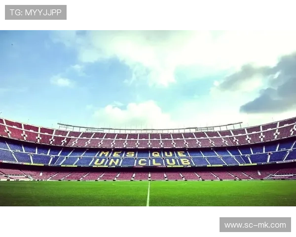 足球明星璀璨人生背景动画展现球场荣耀与激情岁月